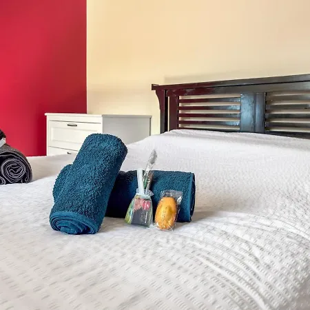 La Maison Du * La Ferte-Mace