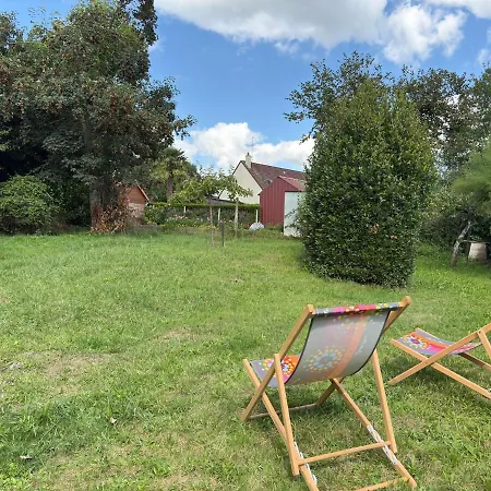 La Brochardiere Maison Du Lac, La Ferte-Mace Casa vacanze *